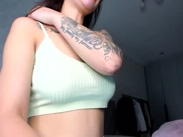 girl
        didiactive cam image #1957724