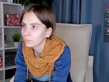 girl
        maydaheathman cam image #2667374