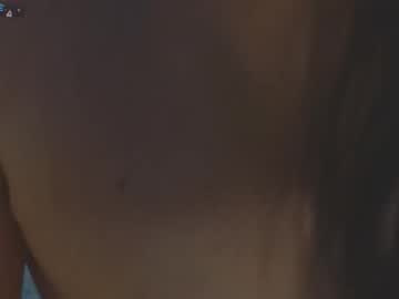 girl
        wiloneakerley cam image #4125666
