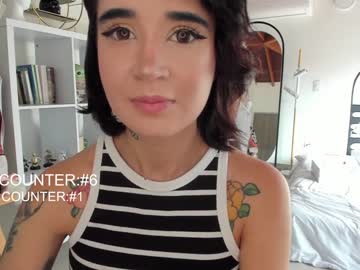 girl
        lonelly_lolly98 cam image #2062482