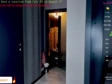 girl
        blush_mikki cam image #1323596
