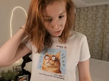 girl
        zeldahartford cam image #3015308