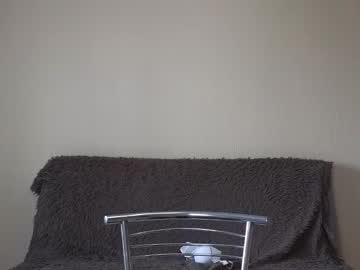girl
        your_lily419015 cam image #1301827