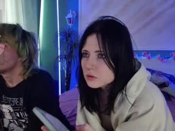 couple
        netflix_and_chilll cam image #3234081