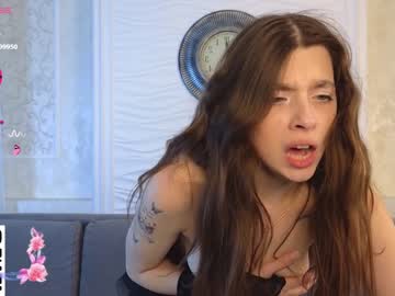 girl
        philomenagallant cam image #2818681