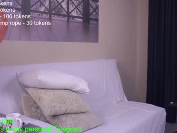girl
        maydacarls cam image #2574179