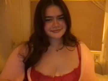 girl
        naileaaw cam image #2577063