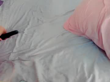 girl
        angelina_new cam image #220648
