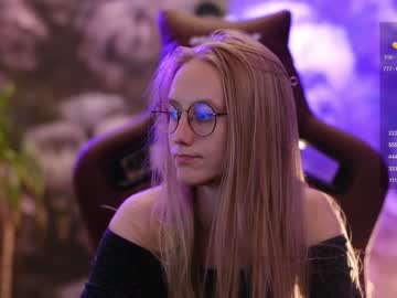 girl
        angeellina cam image #1871511
