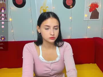 girl
        betsi_star cam image #3251848
