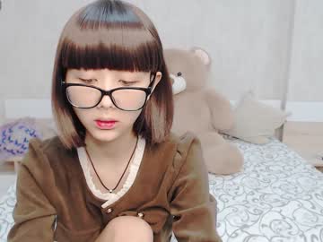 girl
        little_yena cam image #2010869