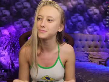 girl
        angeellina cam image #468704