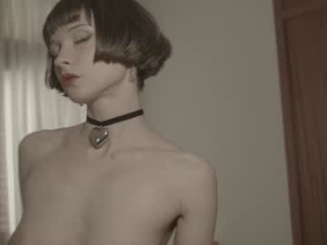 girl
        chaturbatable cam image #3612255