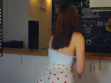 girl
        shelleyblythe cam image #3634064