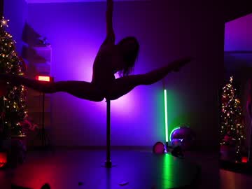girl
        _meganmeow_ cam image #2053490