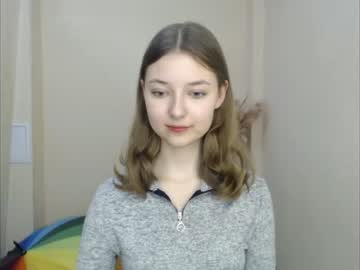 girl
        vivien_leight cam image #698243