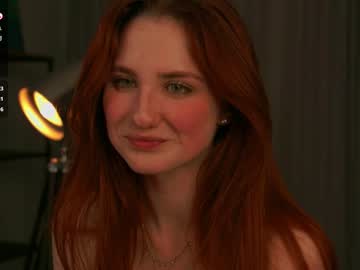girl
        lynnalltop cam image #3411726