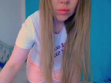 girl
        mikubaby cam image #155923