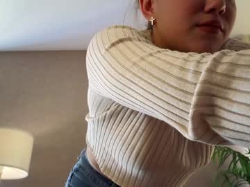 girl
        chelseafurnish cam image #3521117