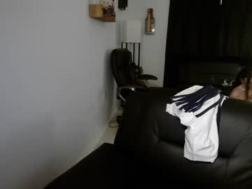 girl
        bunnynextdoor cam image #1894759