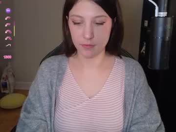 girl
        alexa_dream cam image #4165796