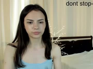 girl
        vexxix_ cam image #1142149