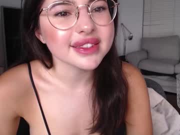 girl
        playnofuckinggames cam image #3215075