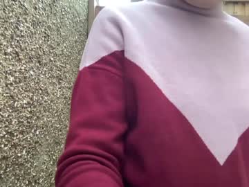 girl
        eatmypie69 cam image #2462131
