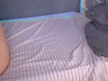 girl
        wendy_amber cam image #2669714