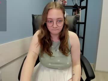 girl
        emma_adorablle cam image #1681572