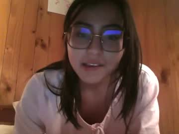girl
        mochaccinoo cam image #3237693