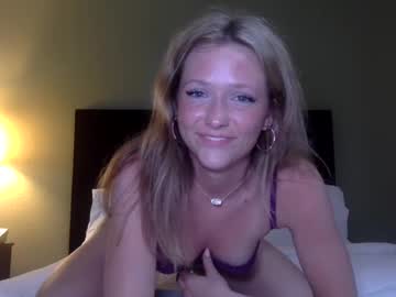 girl
        babyandreaaa cam image #4299202