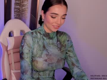 girl
        scarlett__baker cam image #2263783
