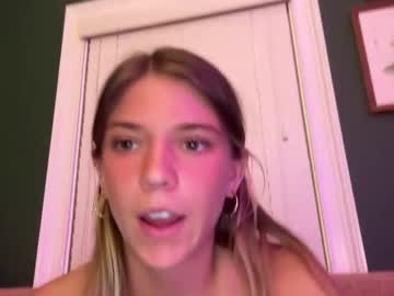 girl
        oliviahansleyy cam image #3285568