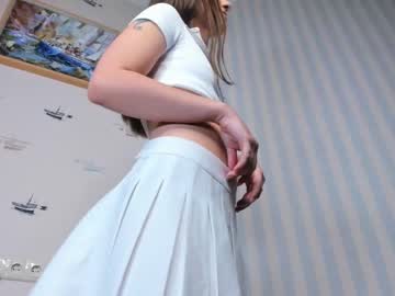 girl
        misshoward cam image #1849652