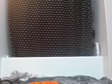 girl
        alannarack cam image #1815246