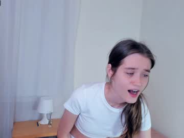 girl
        marionfuuller cam image #1746276