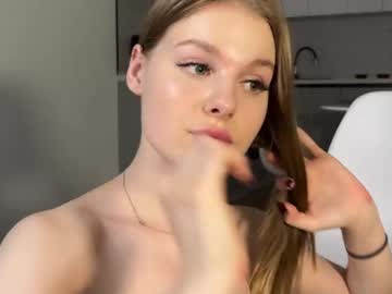 girl
        eli_zabeta cam image #3059774