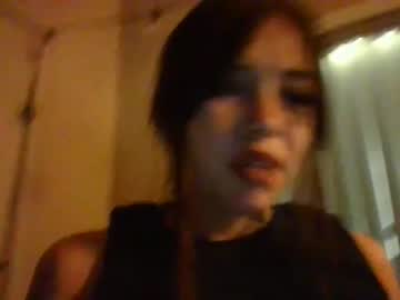 girl
        averiecherry cam image #1380170