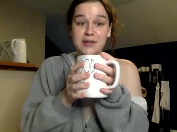 girl
        basicbrunette cam image #1476352