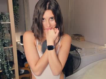 girl
        rush_of_feelings cam image #1905968
