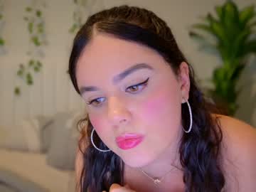 girl
        gia_is_horny cam image #2523448