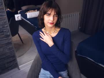 girl
        odettehatt cam image #4160128