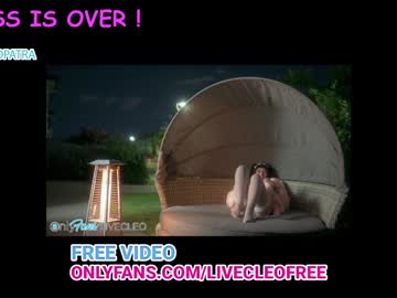 girl
        livecleo cam image #3558891