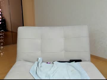 girl
        ino_lee cam image #1590490