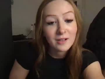 girl
        gingerxbabe cam image #2068288