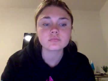 girl
        cassidyyqueen cam image #1020669