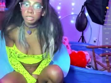 girl
        mocha_ cam image #3141900