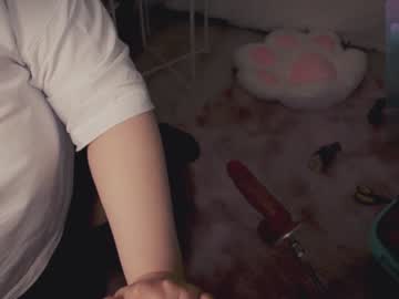 girl
        chery_lady22 cam image #2782965