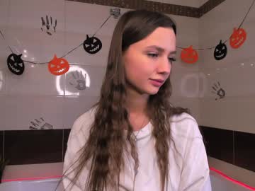 girl
        claire_amoure cam image #3587614